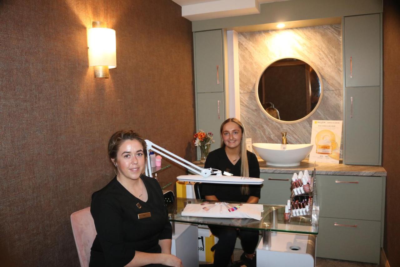 County Arms Birr Hotel Bagian luar foto