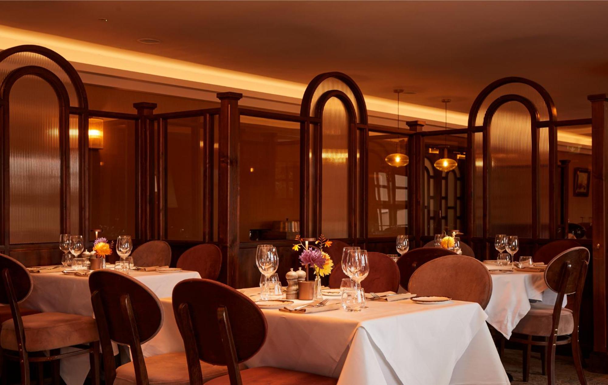 County Arms Birr Hotel Bagian luar foto