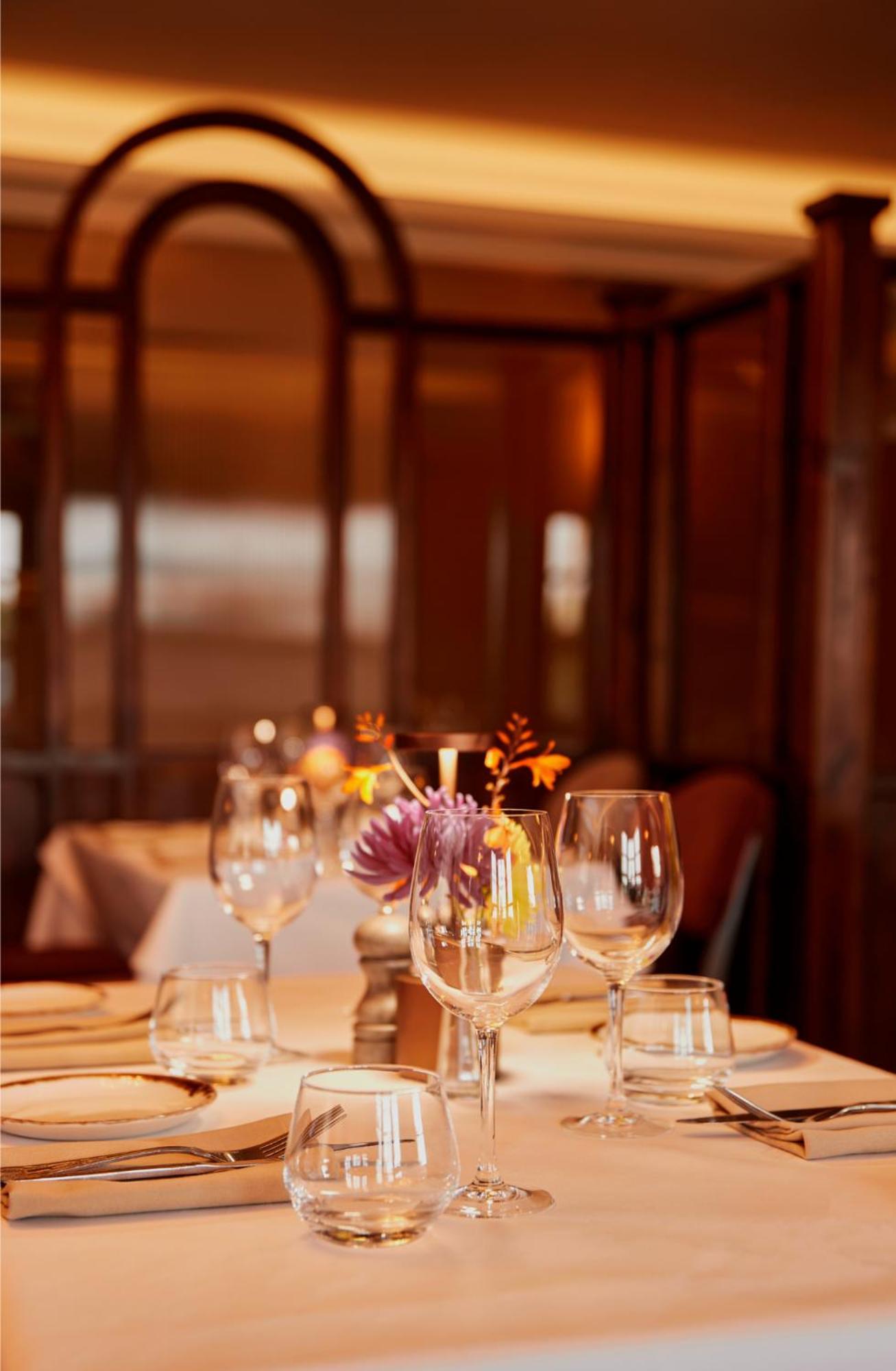 County Arms Birr Hotel Bagian luar foto
