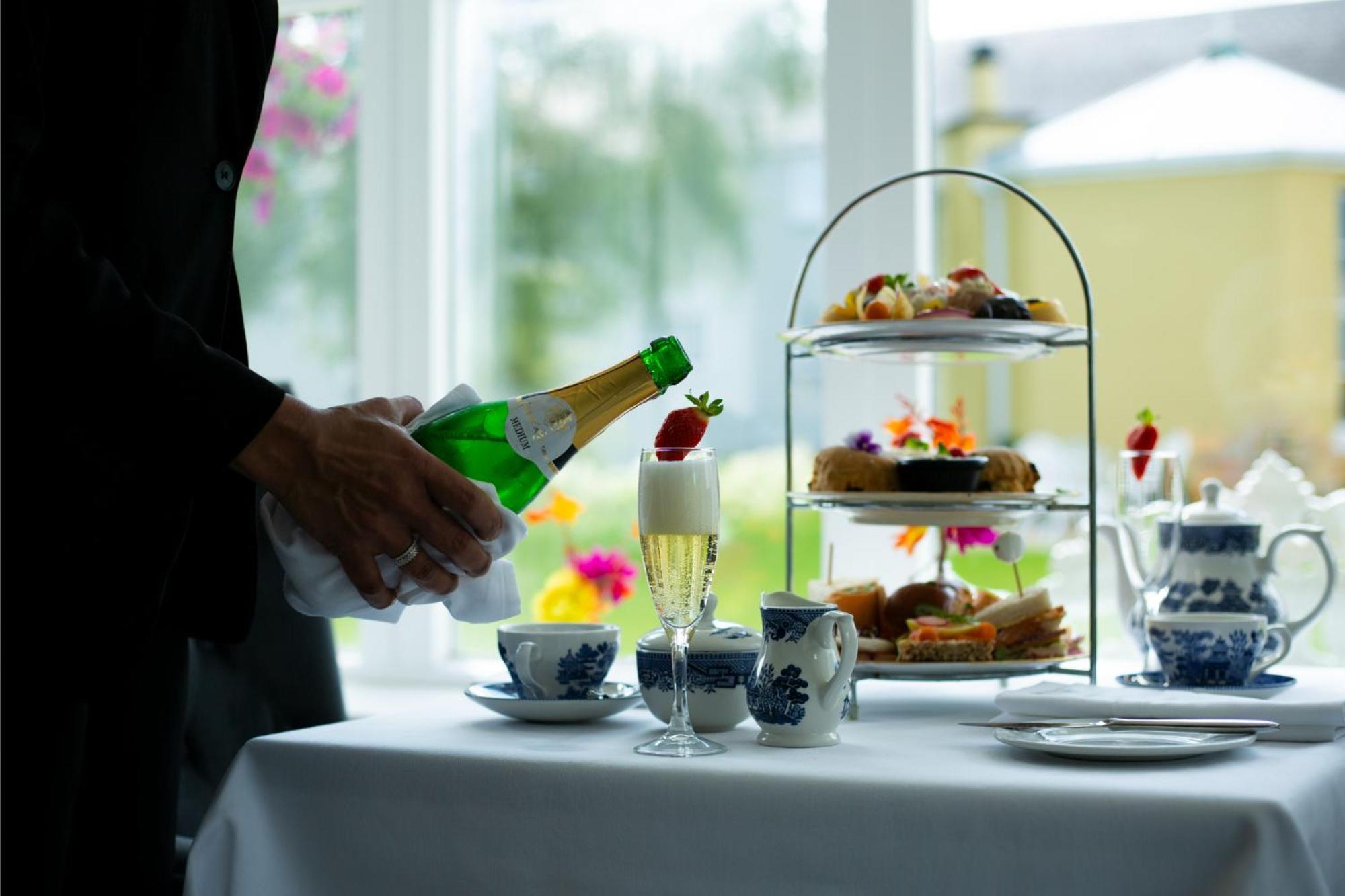 County Arms Birr Hotel Bagian luar foto