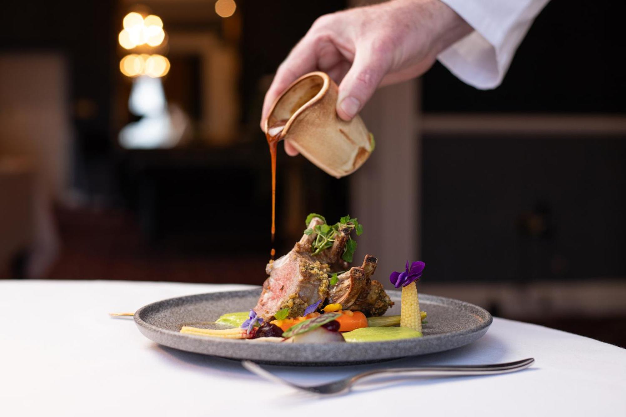 County Arms Birr Hotel Bagian luar foto